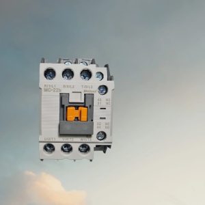 CONTACTOR  MC22B-220V LS  : LS